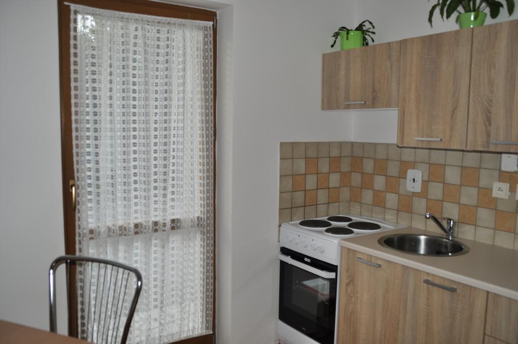 Privát Magdalena Apartman Bešeňová Kültér fotó